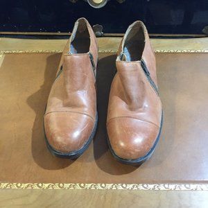 B.O.C LEATHER WOMEN'S LOAFER SHOES SIZE 9.5